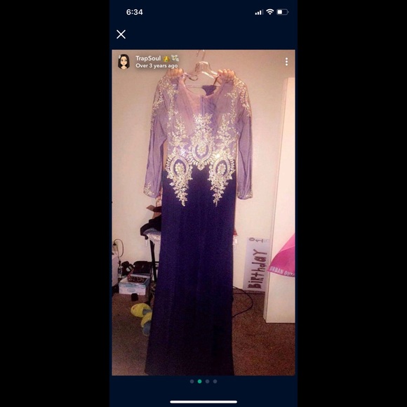 Prom dress or can be used for any special occasion - Picture 2 of 3